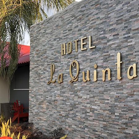 Hotel La Quinta La Ceiba Exteriör bild