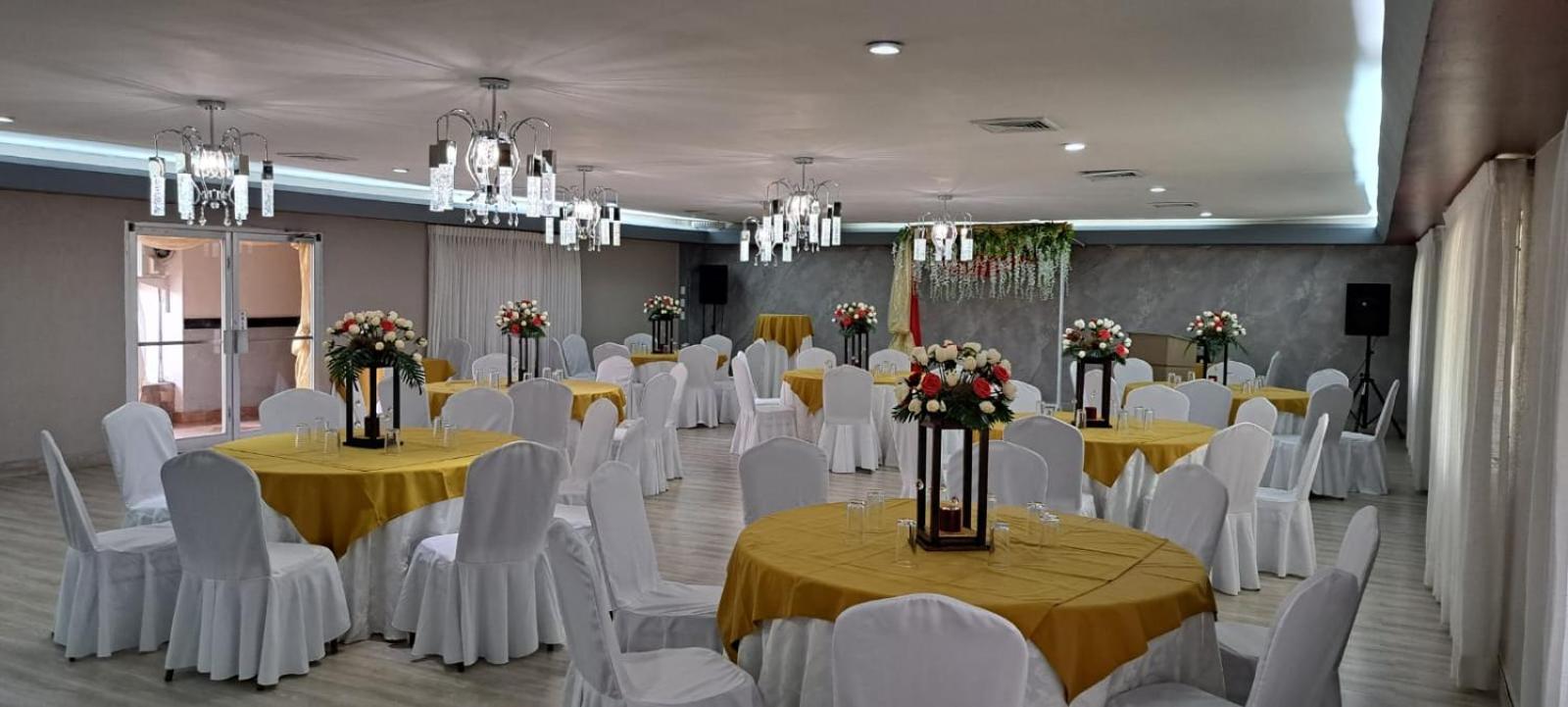 Hotel La Quinta La Ceiba Exteriör bild