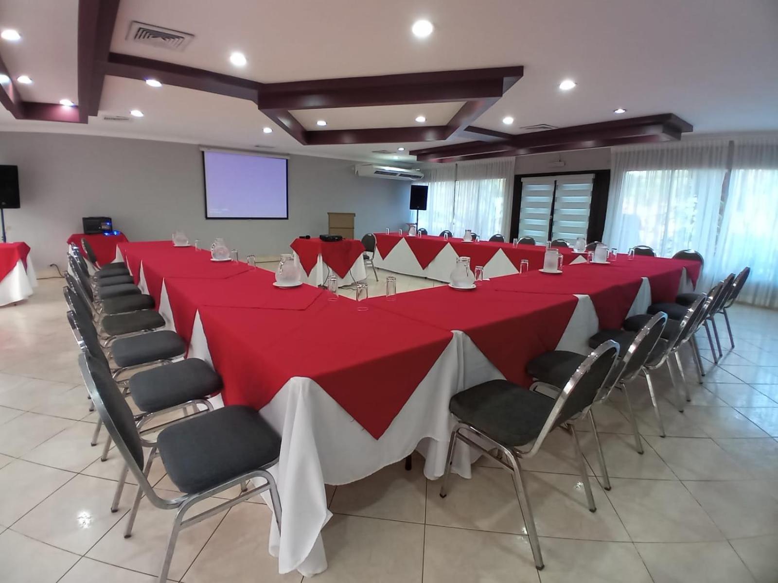 Hotel La Quinta La Ceiba Exteriör bild